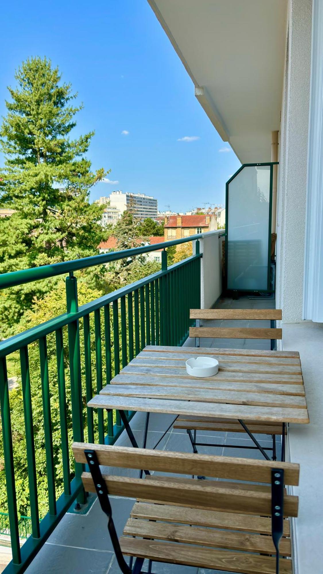 Beau Studio Cosy Et Calme - Face A La Gare De Rosny-Sous-Bois - 20Mn De Paris Et Disneyland Kültér fotó